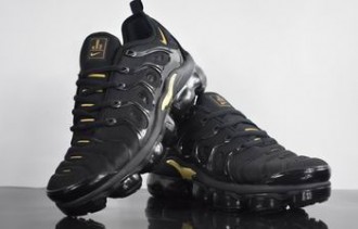 wholesale Nike Air VaporMax Plus shoes in china #25431